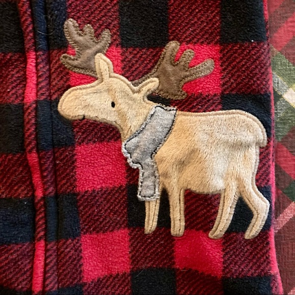 Child of Mine Boys Zip Up Footless Pajamas 0-3 months Black+Red Plaid Reindeer - Picture 6 of 6